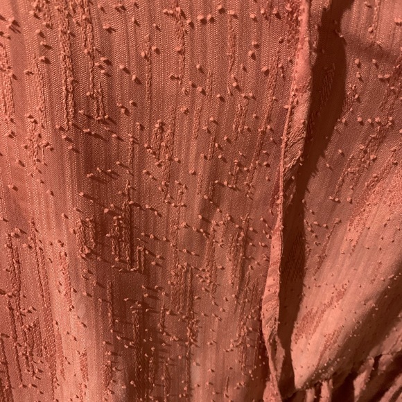 Peachy Rose Flowy Blouse - Picture 4 of 4